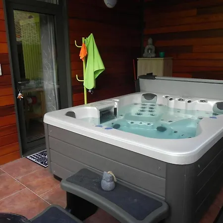 Spacieux Et Ecologique Avec Jardin Et Animaux Acceptes A - Fr-1-510-236 * Steenvoorde