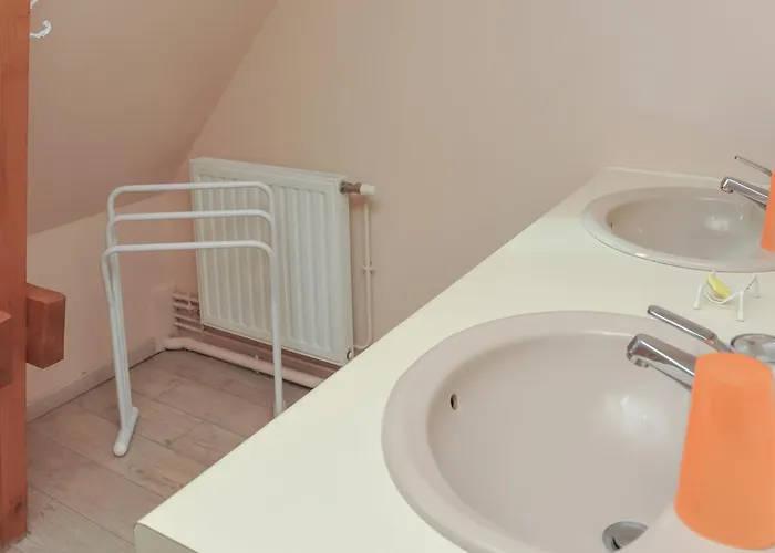 Ferienhaus Spacieux Et Ecologique Avec Jardin Et Animaux Acceptes A - Fr-1-510-236